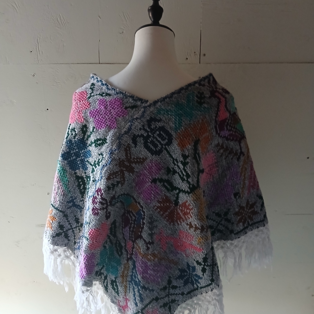 Colorful Floral Knit Poncho with Fringe ( Hang ) - Picture 6 of 6